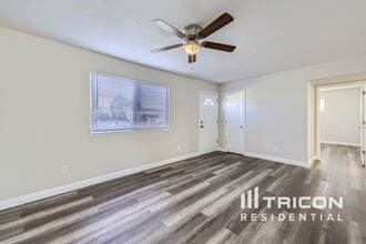 825 Zion St in Aurora, CO - Building Photo - Building Photo