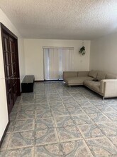 2514 Taylor St in Hollywood, FL - Building Photo - Building Photo
