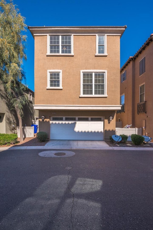 1628 E Canyon Creek Dr in Gilbert, AZ - Building Photo - Building Photo