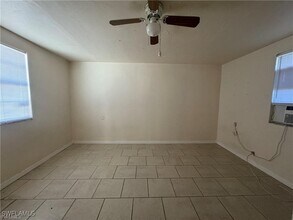 12919 First St in Ft. Myers, FL - Building Photo - Building Photo