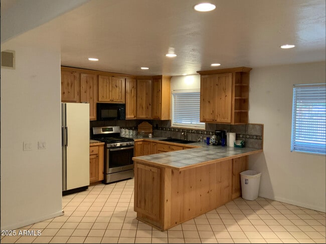 1702 S 176th Ave in Goodyear, AZ - Foto de edificio - Building Photo