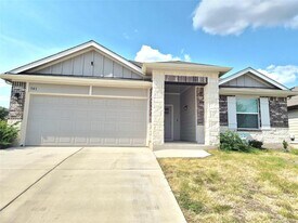 501 Elm Crk Dr in Hutto, TX - Building Photo