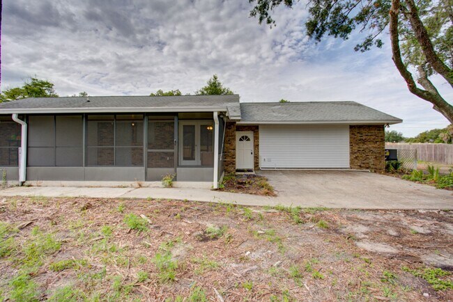 property at 4023 E Orange Ave