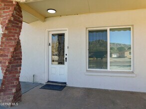 8940 Ankerson St in El Paso, TX - Building Photo - Building Photo