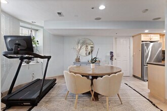 1867 Beacon St in Brookline, MA - Building Photo - Building Photo