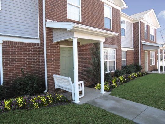 Tisbury Apartments in Radcliff, KY - Building Photo