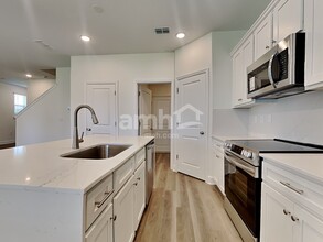 2560 Spring Moss Ct in Green Cove Springs, FL - Building Photo - Building Photo