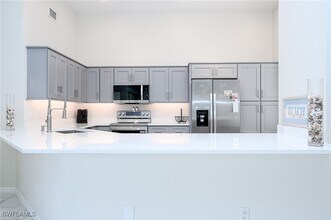 661 Windsurf Ln in Naples, FL - Building Photo - Building Photo