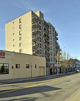 Bayside Plaza Apartments