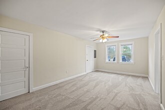 10303 Crain Hwy in Upper Marlboro, MD - Building Photo - Building Photo