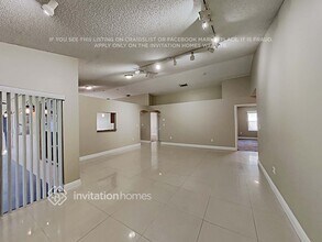 1001 NW 125th Terrace in Sunrise, FL - Foto de edificio - Building Photo