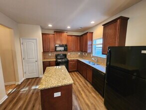 2385 Capella Cir SW in Atlanta, GA - Building Photo - Building Photo