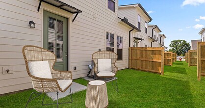 Arabella at Dutchtown Townhomes in Geismar, LA - Foto de edificio - Building Photo