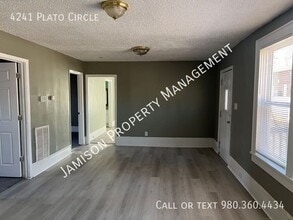 4241 Plato Cir in Charlotte, NC - Building Photo - Building Photo