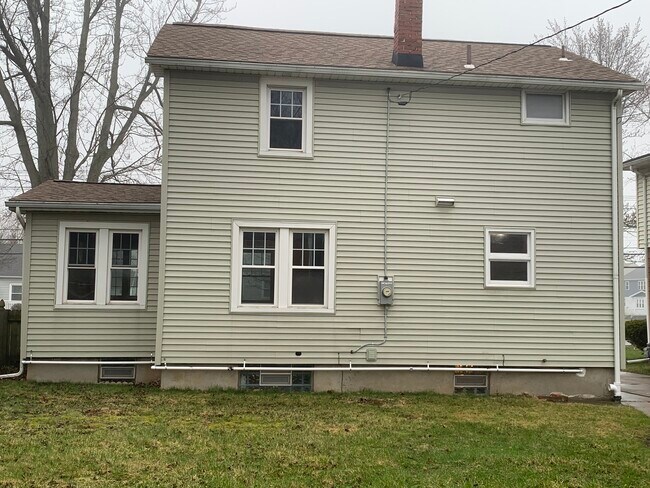 40 Huth Rd in Buffalo, NY - Building Photo - Building Photo