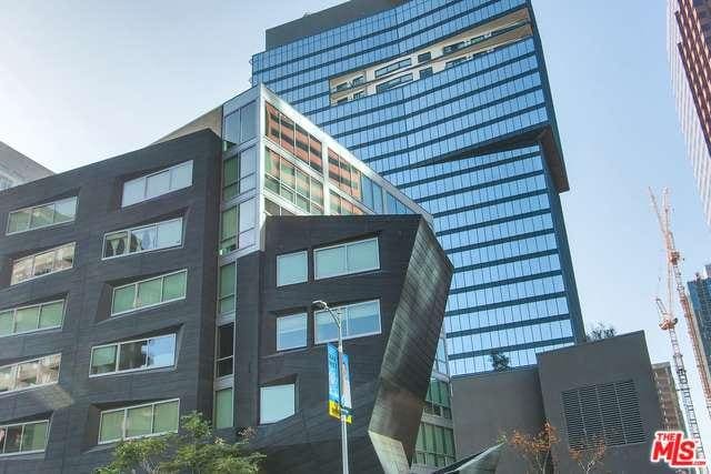 901 S Flower St, Unit 414 in Los Angeles, CA - Foto de edificio - Building Photo