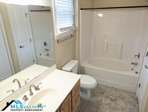 401 Finsbury St in Durham, NC - Building Photo - Building Photo