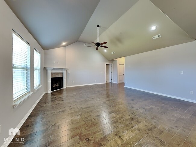 1410 Abbey Ln in Centerton, AR - Building Photo - Building Photo