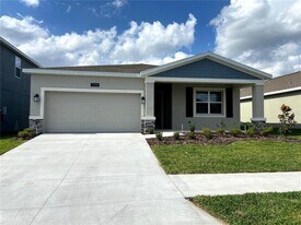 1358 Lassen St in Haines City, FL - Building Photo