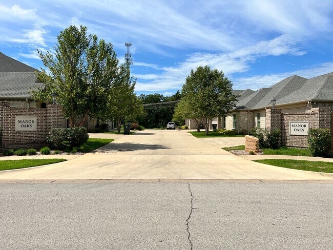 2976 Elkton Trail in Tyler, TX - Building Photo - Building Photo