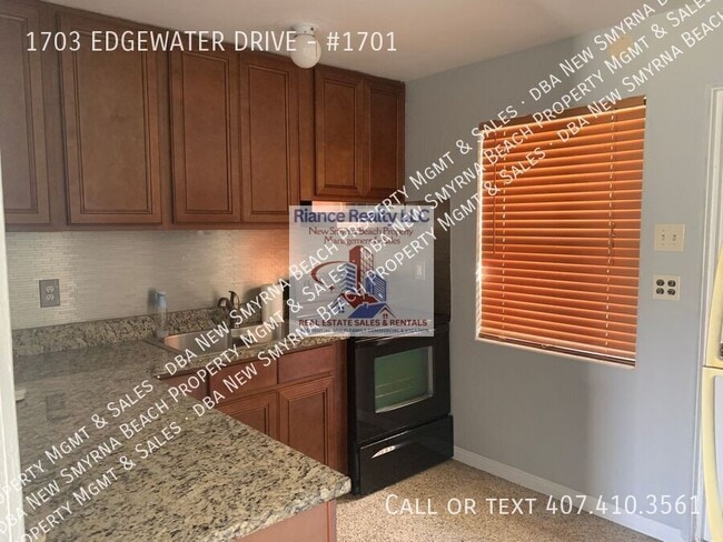 1703 Edgewater Dr in Edgewater, FL - Building Photo - Building Photo