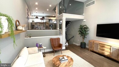 1312 S Woodstock St in Philadelphia, PA - Building Photo - Building Photo