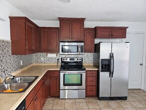 105 Grandview Dr in Hinesville, GA - Building Photo - Building Photo