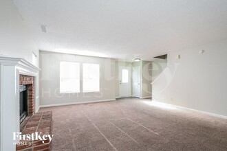 4229 Kestrel Ct in Indianapolis, IN - Building Photo - Building Photo