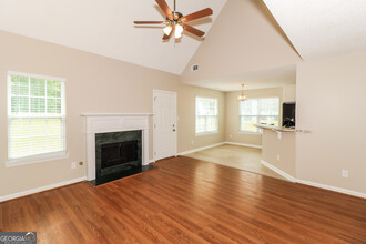 835 Buffington Ct in Union City, GA - Building Photo - Building Photo