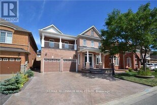 4 Mountland Rd in Brampton, ON - Building Photo