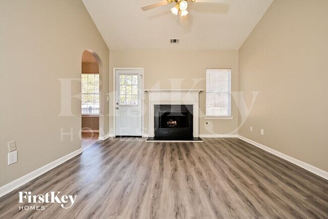 8210 Chapman Terrace in Mcdonough, GA - Building Photo - Building Photo