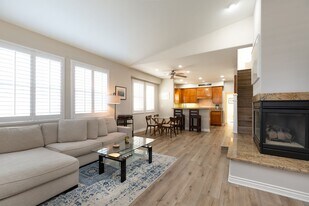 4054 Albatross St in San Diego, CA - Building Photo