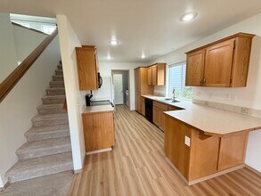 16125 SE 259th Ct in Covington, WA - Building Photo - Building Photo