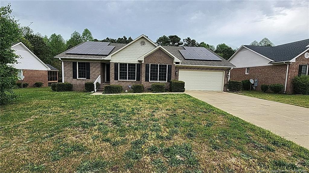 402 Roundtree Dr in Fayetteville, NC - Foto de edificio