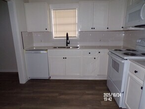 1806 NW Kingsbury Ave in Lawton, OK - Building Photo - Building Photo