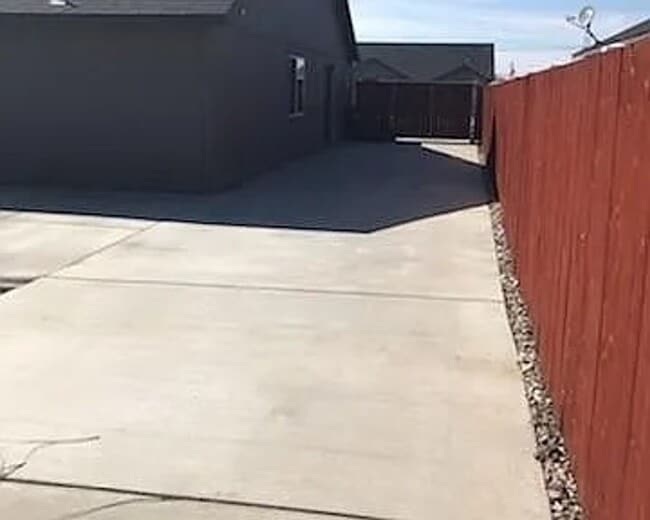 629 S Lakeland Dr in Moses Lake, WA - Building Photo - Building Photo