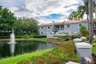 4744 NW 114th Ave, Unit 201 in Doral, FL - Building Photo