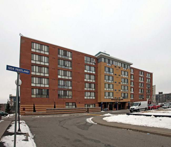 Northview Meadow in Oshawa, ON - Building Photo - Building Photo