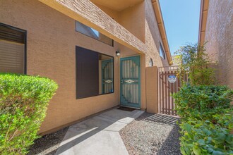 1836 N Stapley Dr in Mesa, AZ - Building Photo - Building Photo
