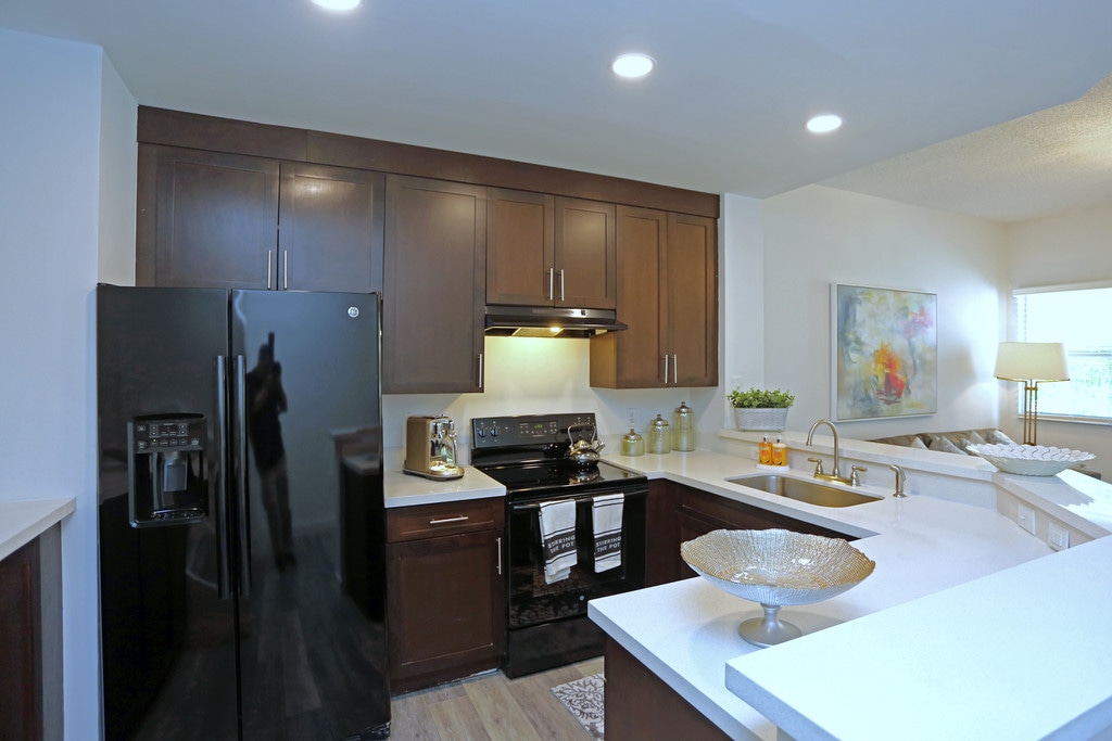 10X Weston Apartments in Weston, FL