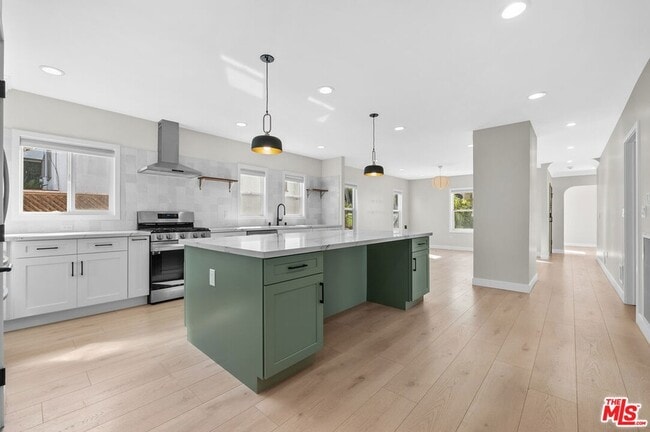 property at 2214 Benecia Ave