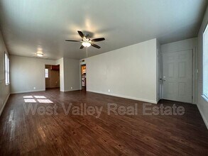 409 Tyler St in Taft, CA - Building Photo - Building Photo