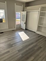 294 W Clinton St in Danville, IN - Building Photo