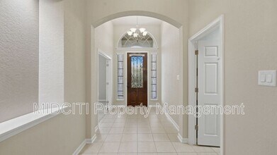 842 Santa Cruz Ln in New Braunfels, TX - Building Photo - Building Photo