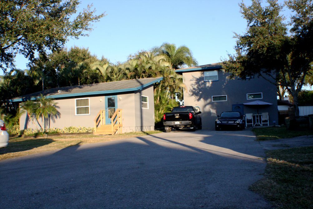 13329 Center Ave in Largo, FL - Building Photo