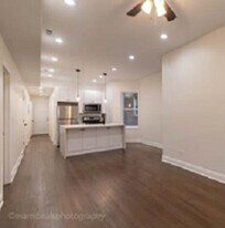 6117 S Champlain Ave, Unit 2 in Chicago, IL - Building Photo