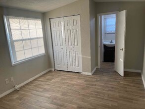 4007 Bonita Rd in Holiday, FL - Foto de edificio - Building Photo