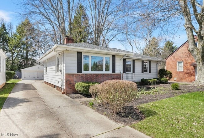 6540 SOM Center Road in Solon, OH - Building Photo - Building Photo