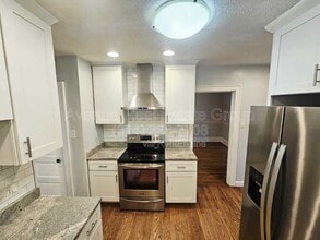 3717 Cambridge Ave in Maplewood, MO - Building Photo - Building Photo