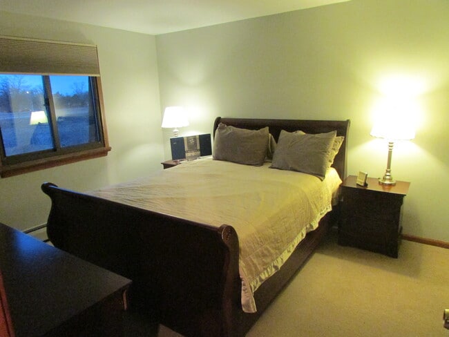 property at 3896 Ridge Lea Rd